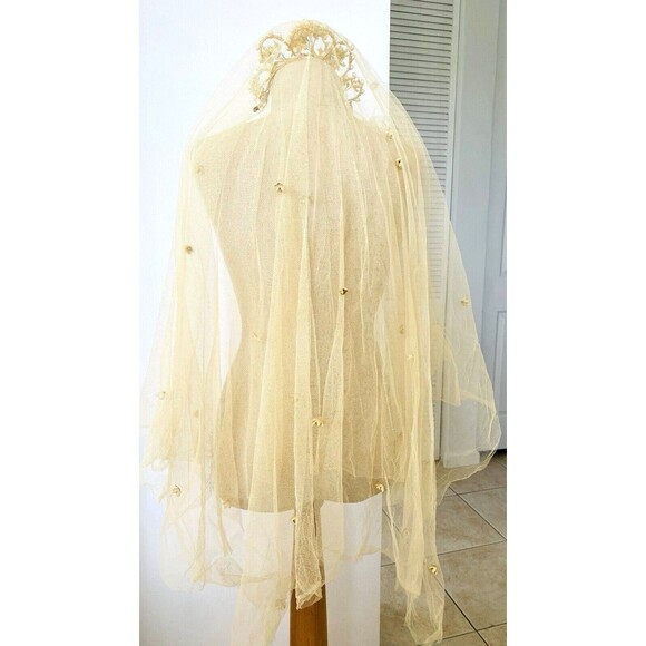 Antique to Vintage Wax Flowers Bridal Tiara and Veil with Orange Blossoms c.1930 - Picture 4 of 12